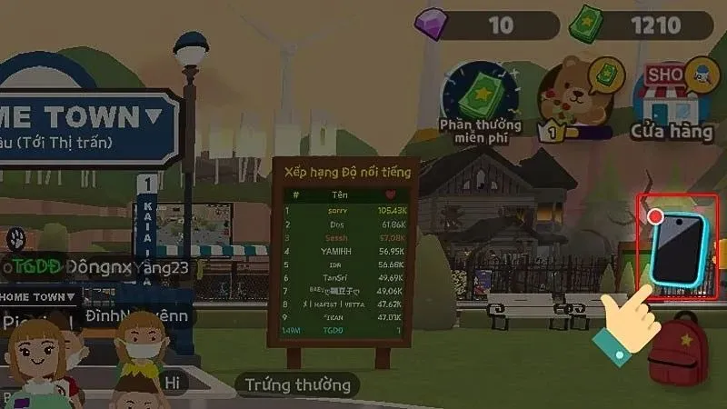 Nhấn vào biểu tượng điện thoại trong game